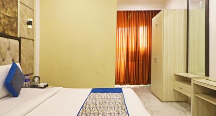 Hotel Apple Park Room Type - Premium Room With City View