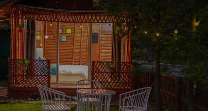 Kainaat- A Riverside Homestay Room Type - Bamboo Cottage River Facing