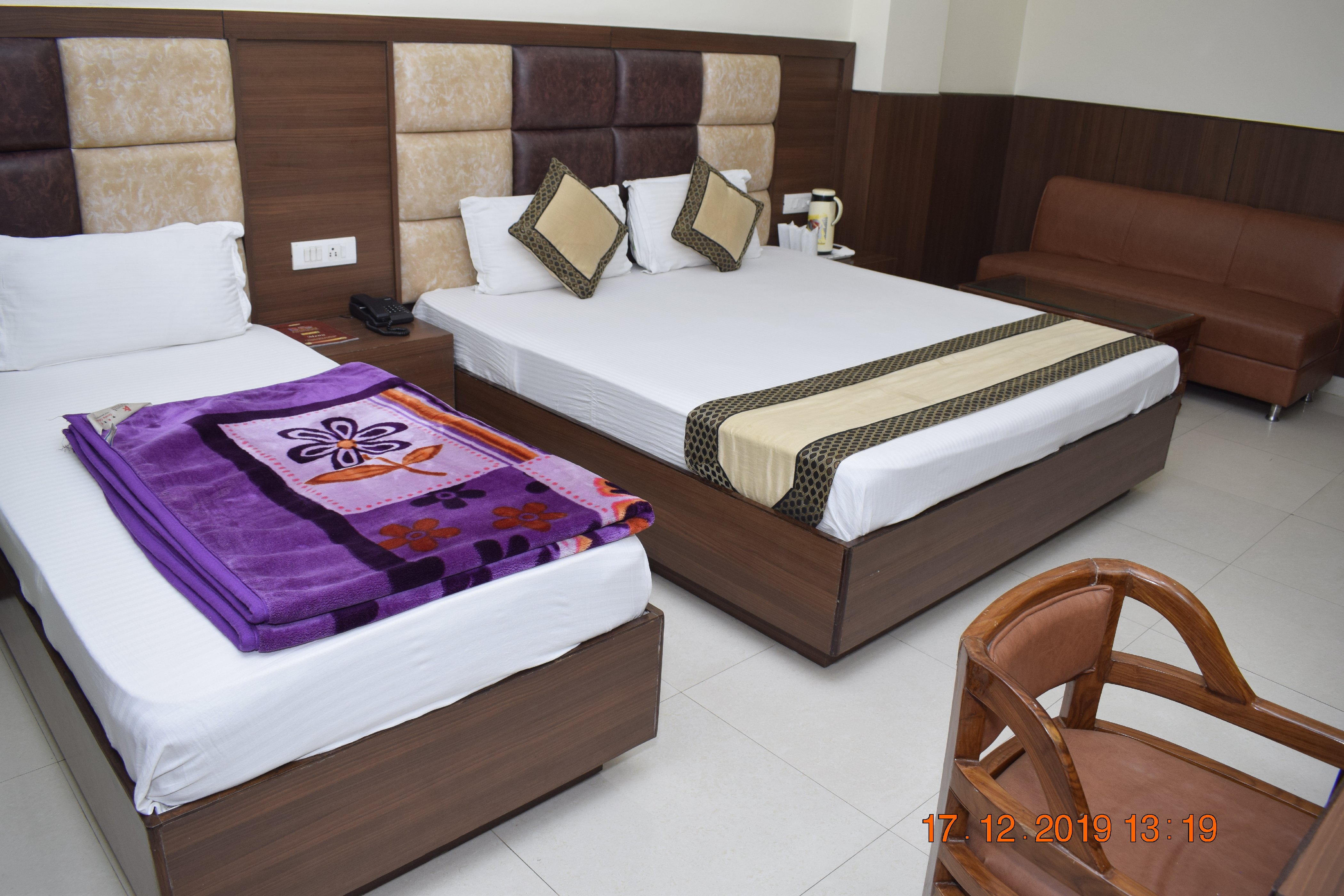 Hotel Shraddha Room Type - Deluxe Triple Bed Room