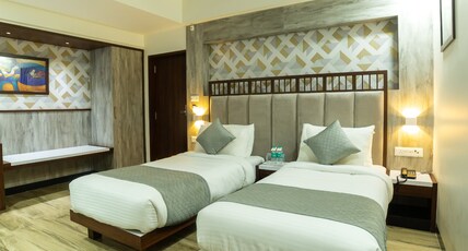 Hotel Kissan Legacy Room Type - Club Room with Work Desk ( twin bed, 2 single bed ) Hotel Kissan Legacy Room Type - Club Room with Work Desk ( twin bed, 2 single bed )