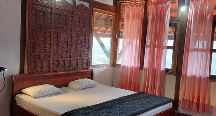 Trikaya Retreat Room Type - Dweej - Eco villa