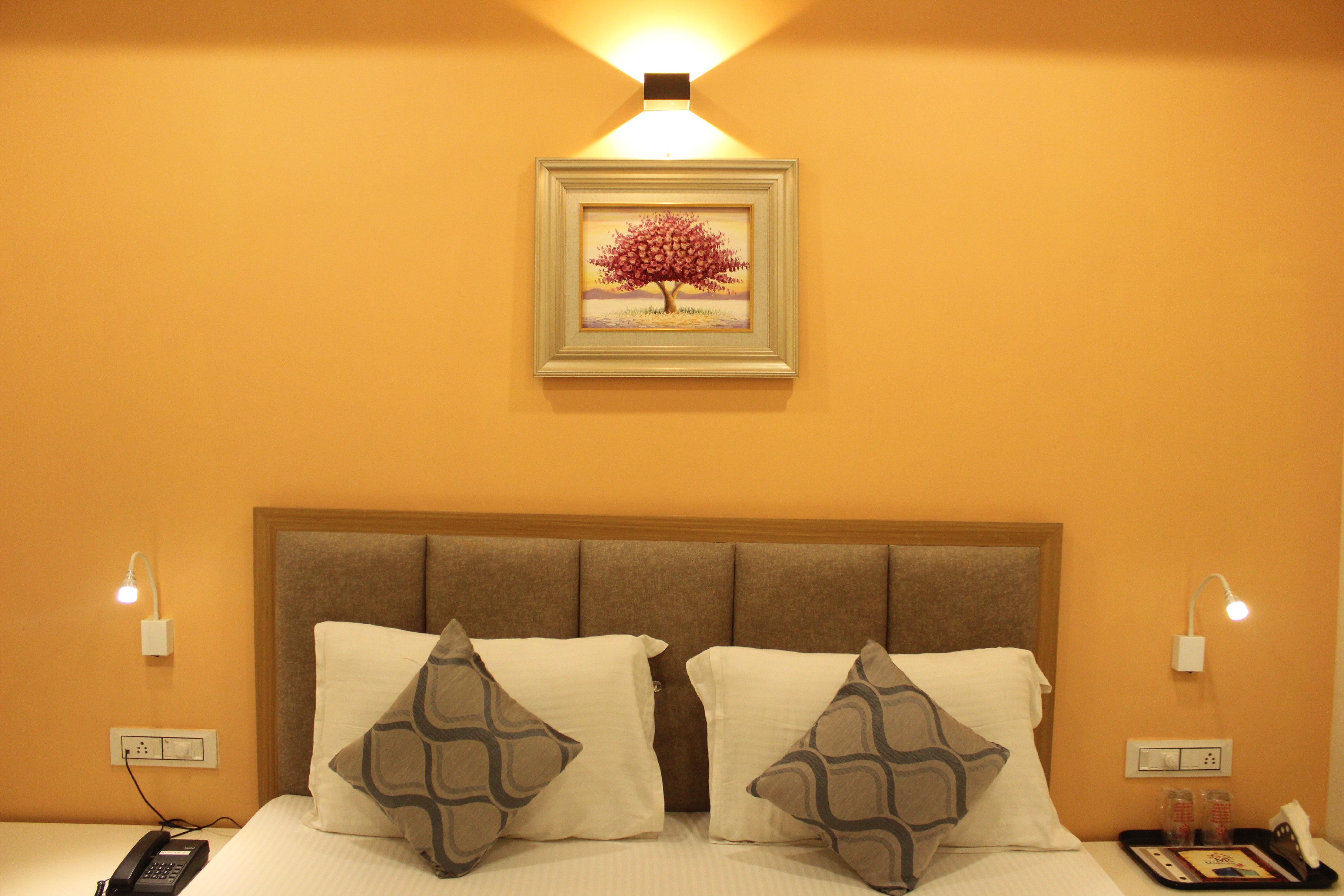 Hotel Maryline Red Room Type - Standard Room