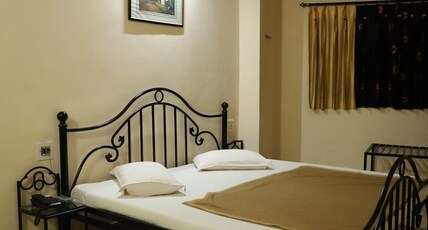 Hotel Vishala Room Type - Super Deluxe Non Ac