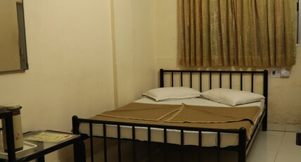 Hotel Vishala Room Type - Deluxe Non AC Room