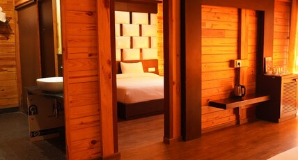 Eden Resort Room Type - Wooden Interconnected Room