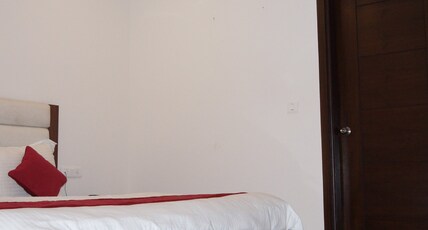Hotel Aakash Residency Room Type - Deluxe Room