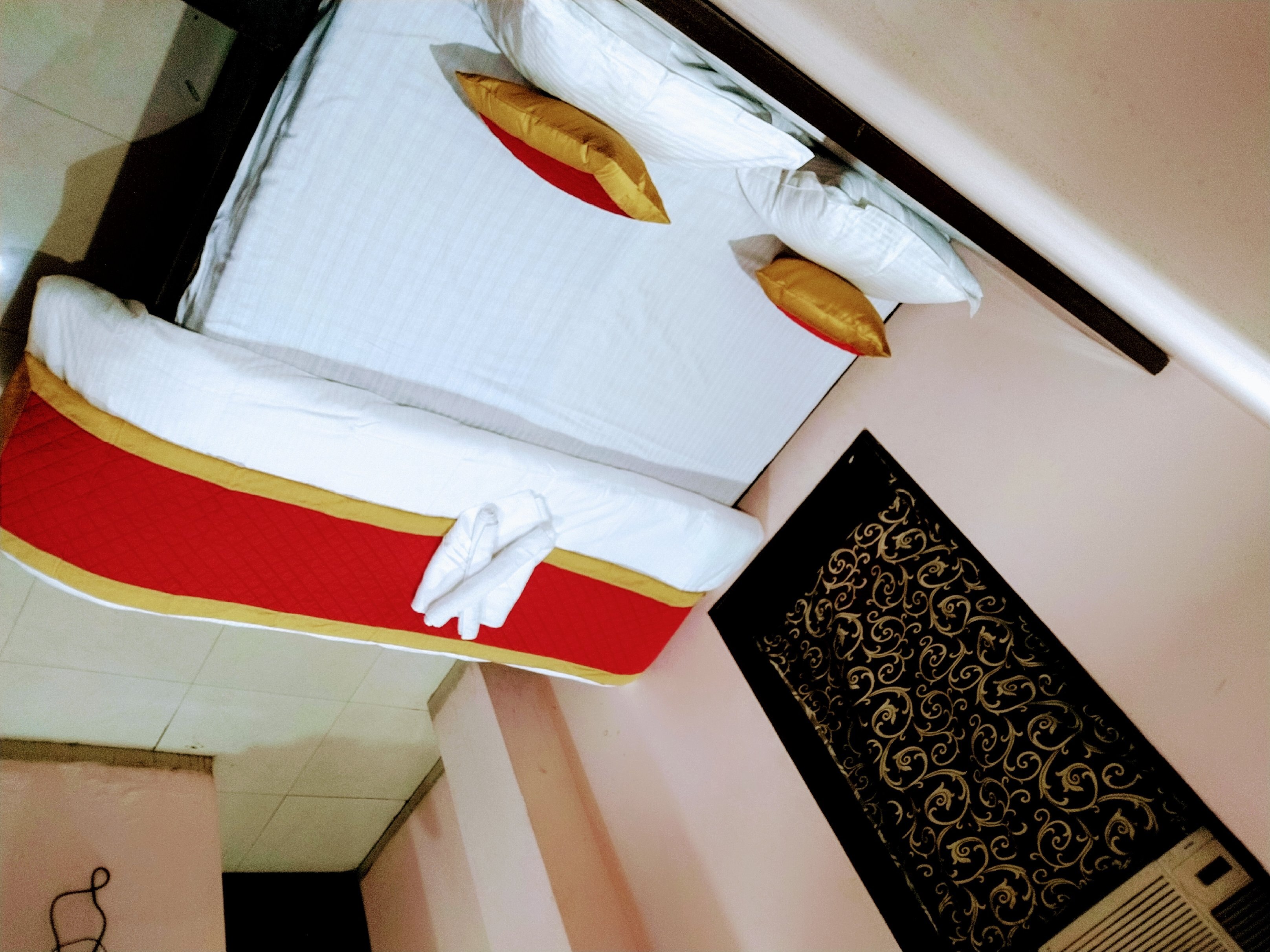 Ashwani Hotel New Delhi - Tap to explore photos