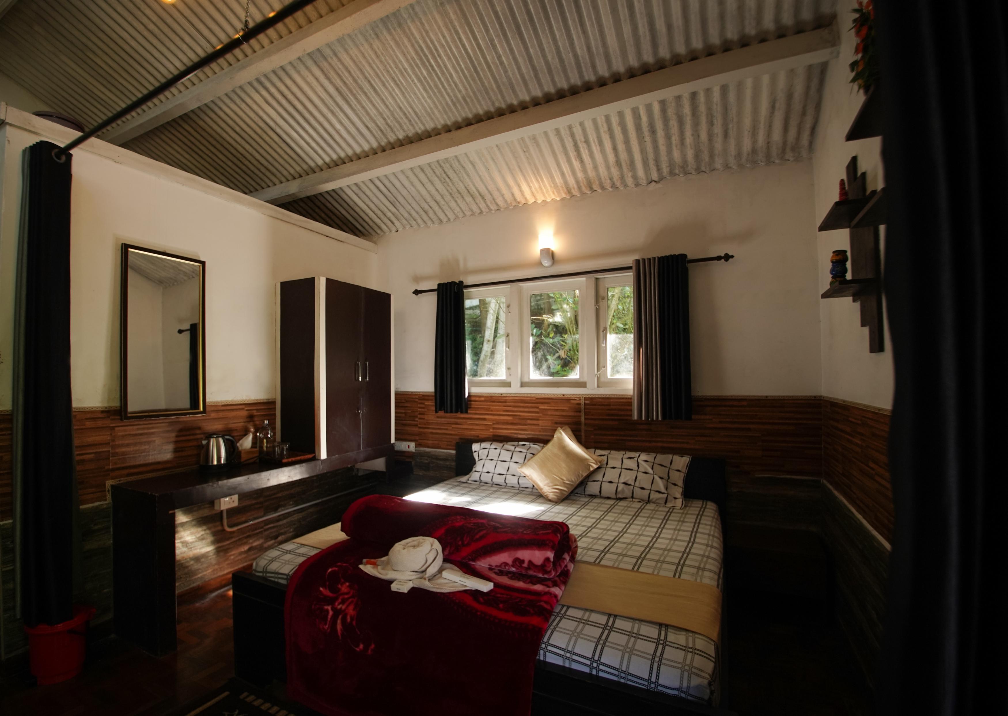 Green Casa Room Type - DELUXE TRIPLE  BED