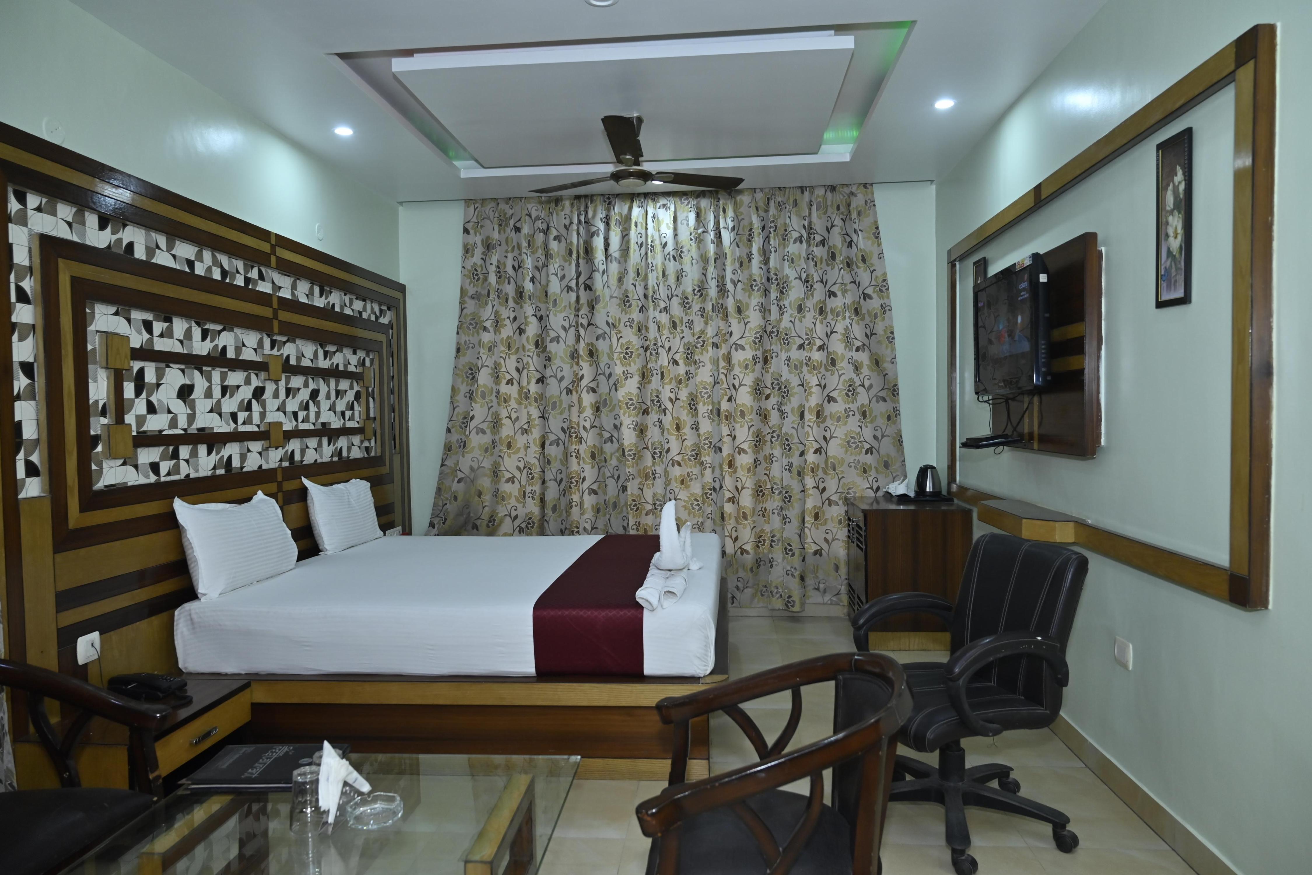 Hotel Shree International Inn - Tap to explore photos