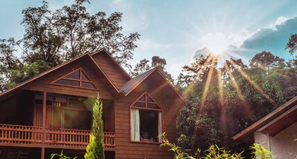 The Sylvan Retreat Room Type - Pinewood Cottage