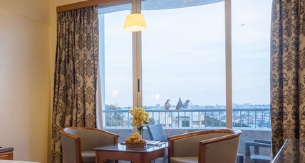 Woodlands Hotel Room Type - Deluxe Non Ac
