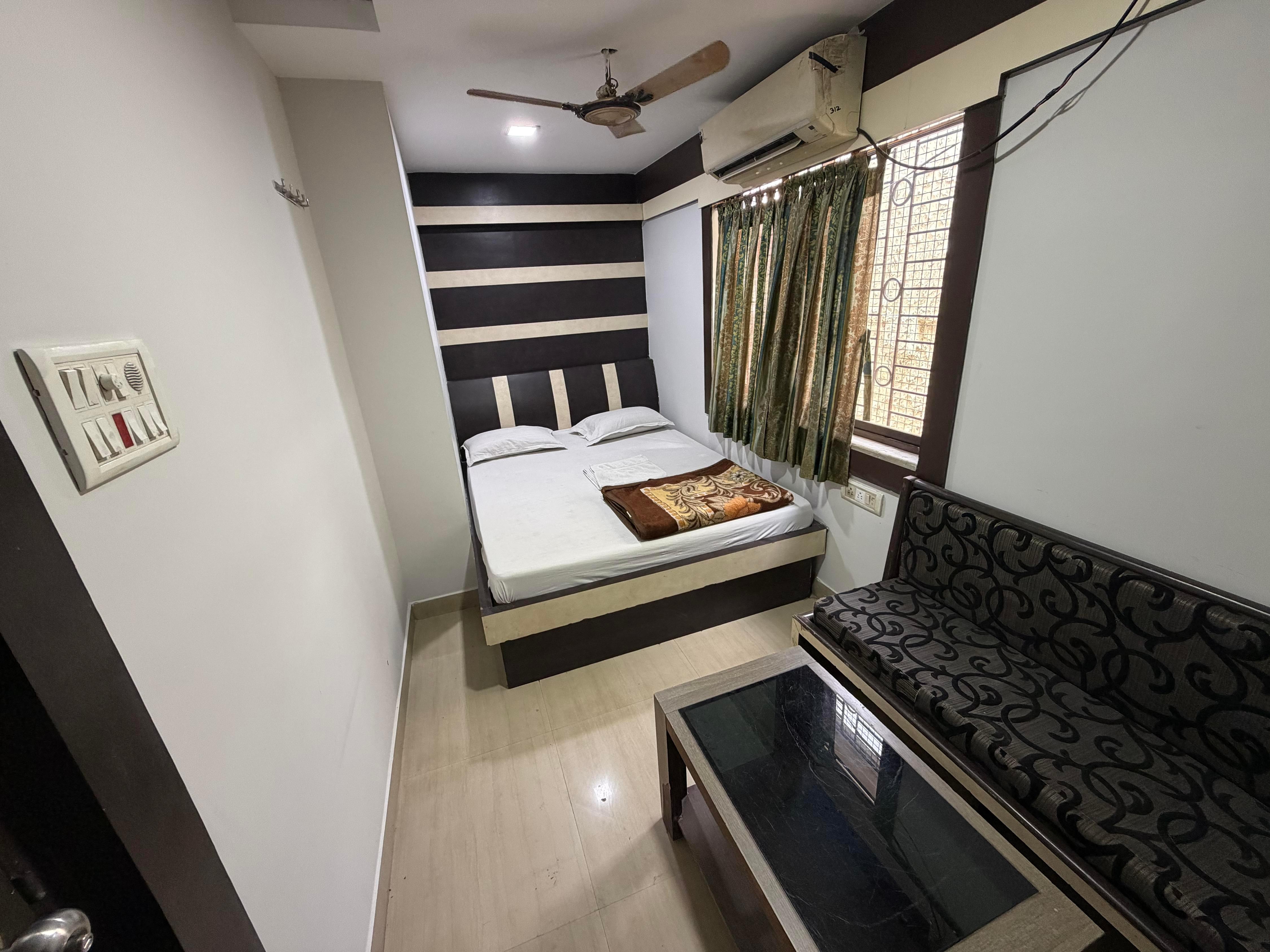 Hotel Afsha Room Type - Normal AC Room Hotel Afsha Room Type - Normal AC Room