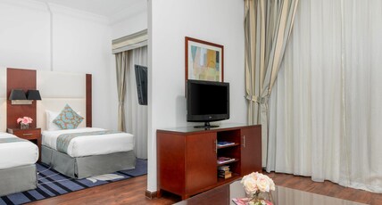 Golden Sands Hotel & Residences Room Type - Deluxe Twin Room