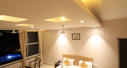 Grand Signature Hotel and Spa Room Type - Deluxe Room AC