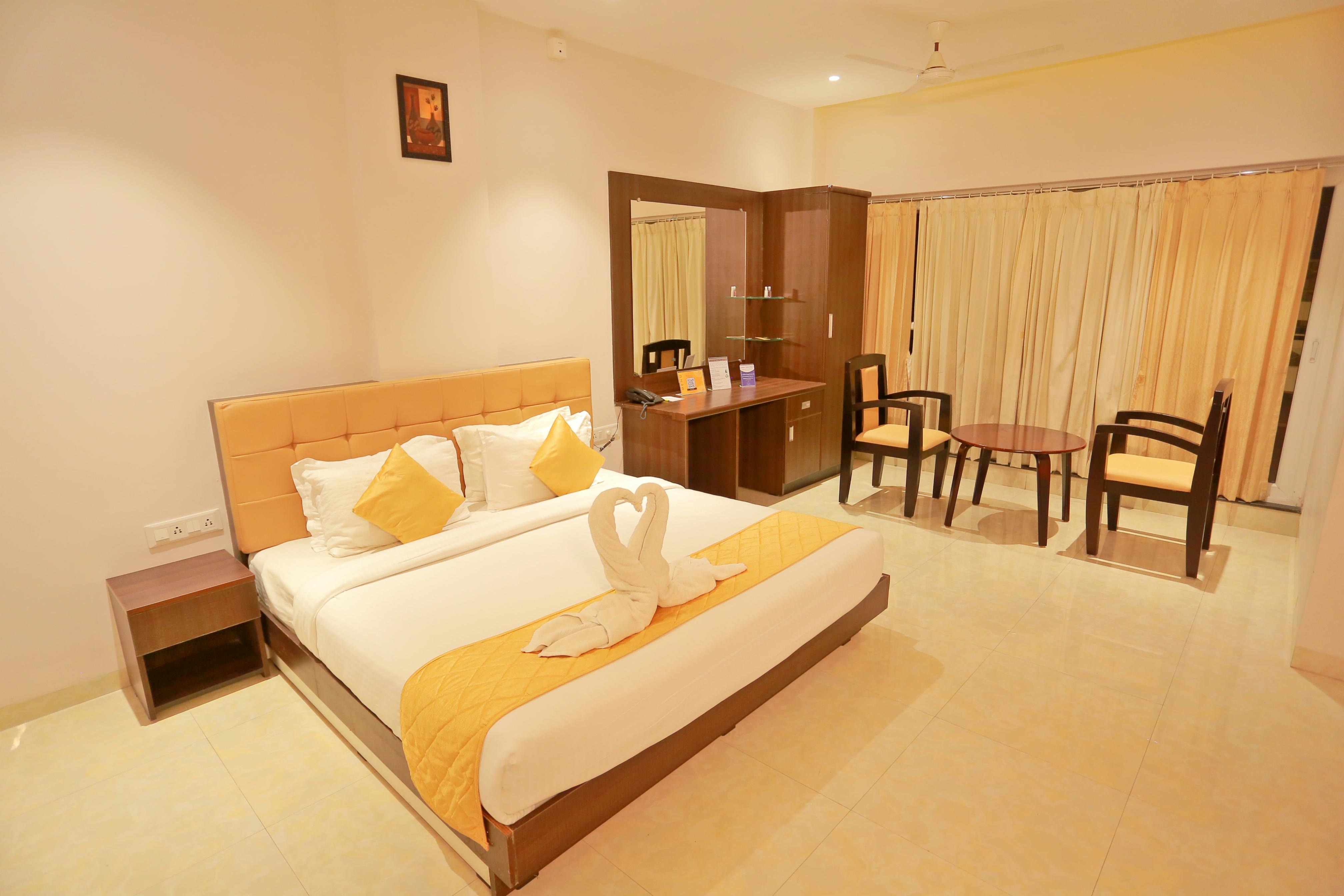 Grand Signature Hotel and Spa Room Type - Interconnected Junior Suite Non AC