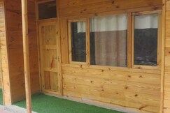 A Hillock Resort-Durgesh Guest House