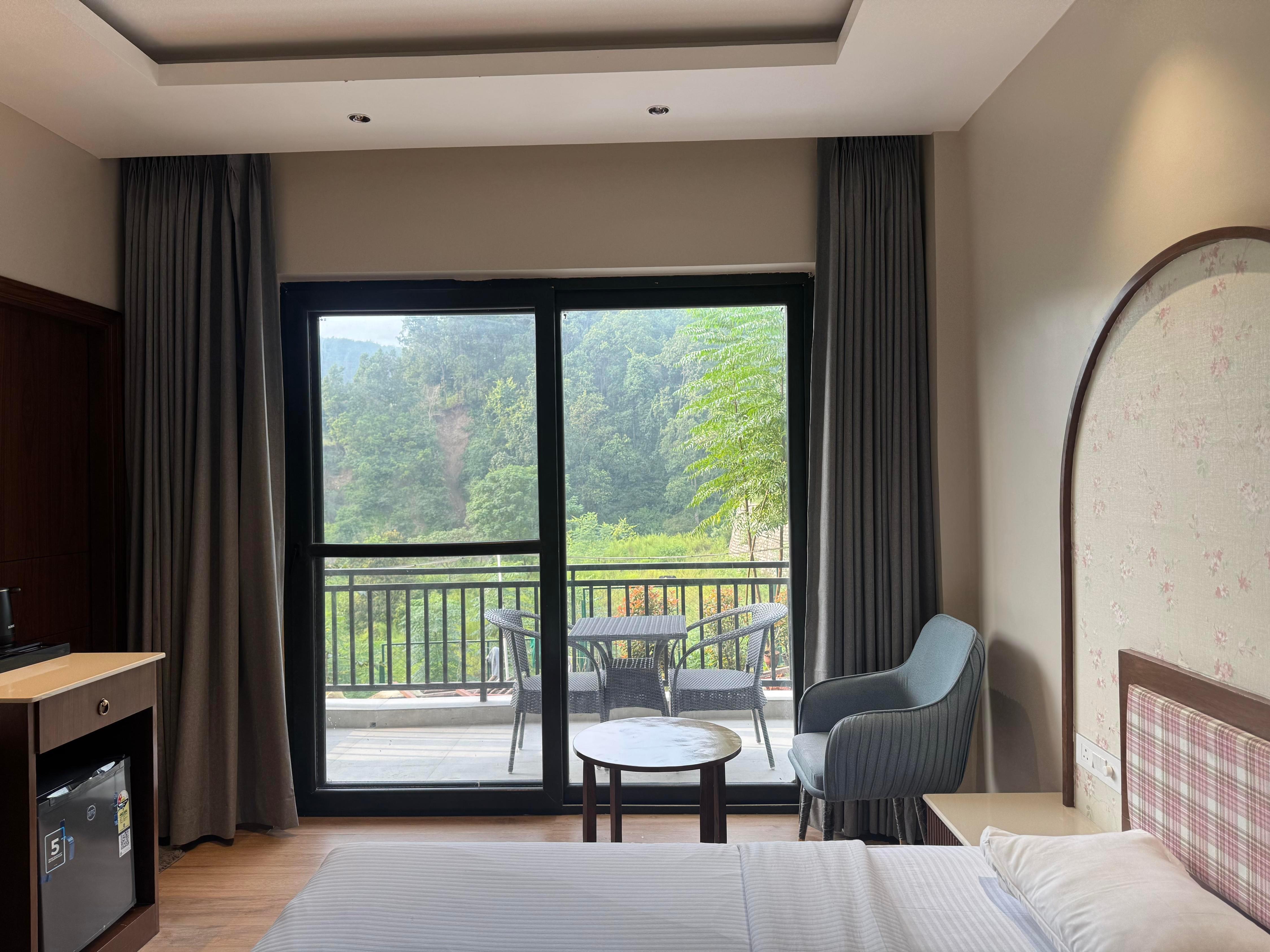 Saraiville - A Boutique Riverside Stay Room Type - Deluxe Mountain View Rooms