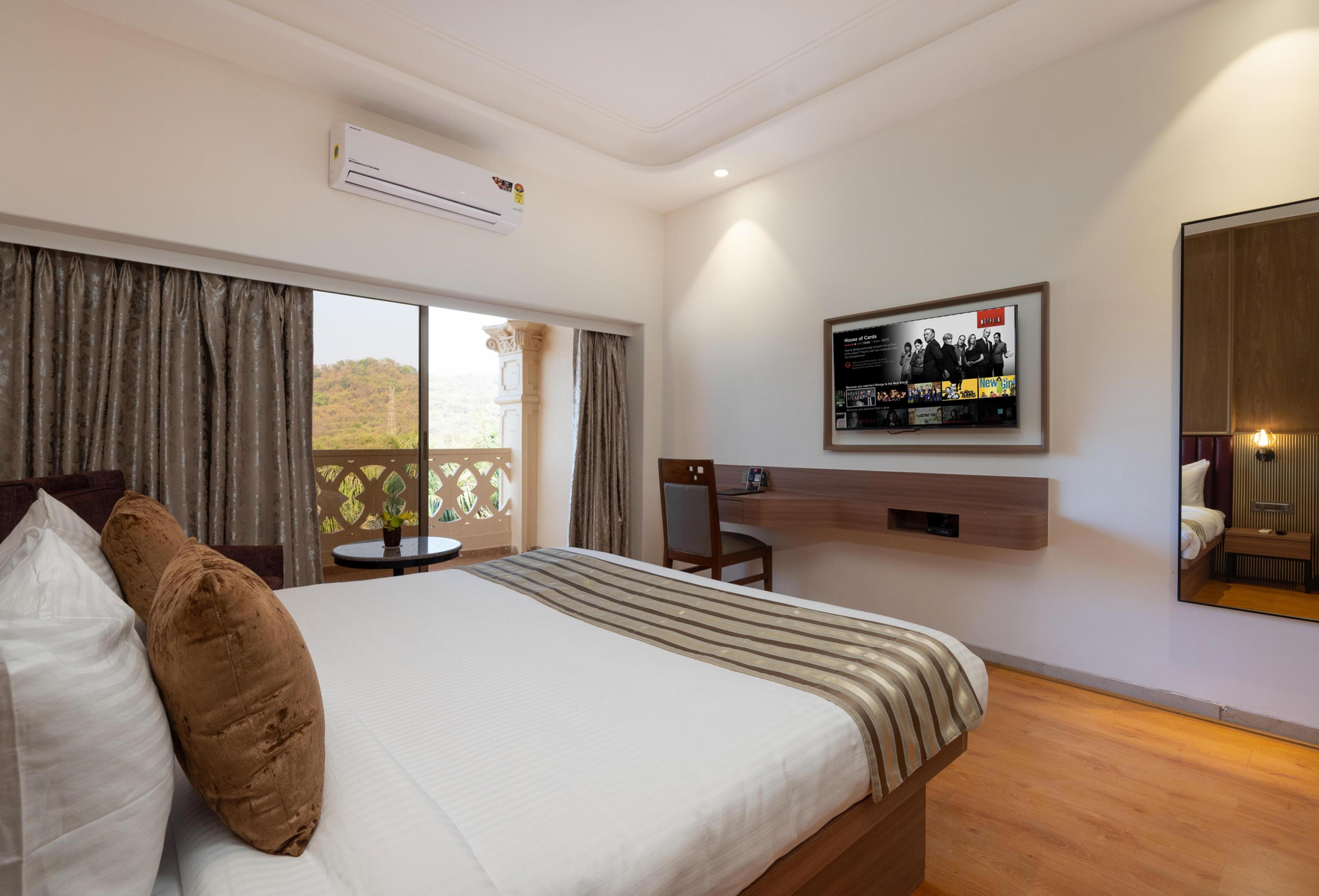 Freesia by Express Inn Room Type - Executive Room