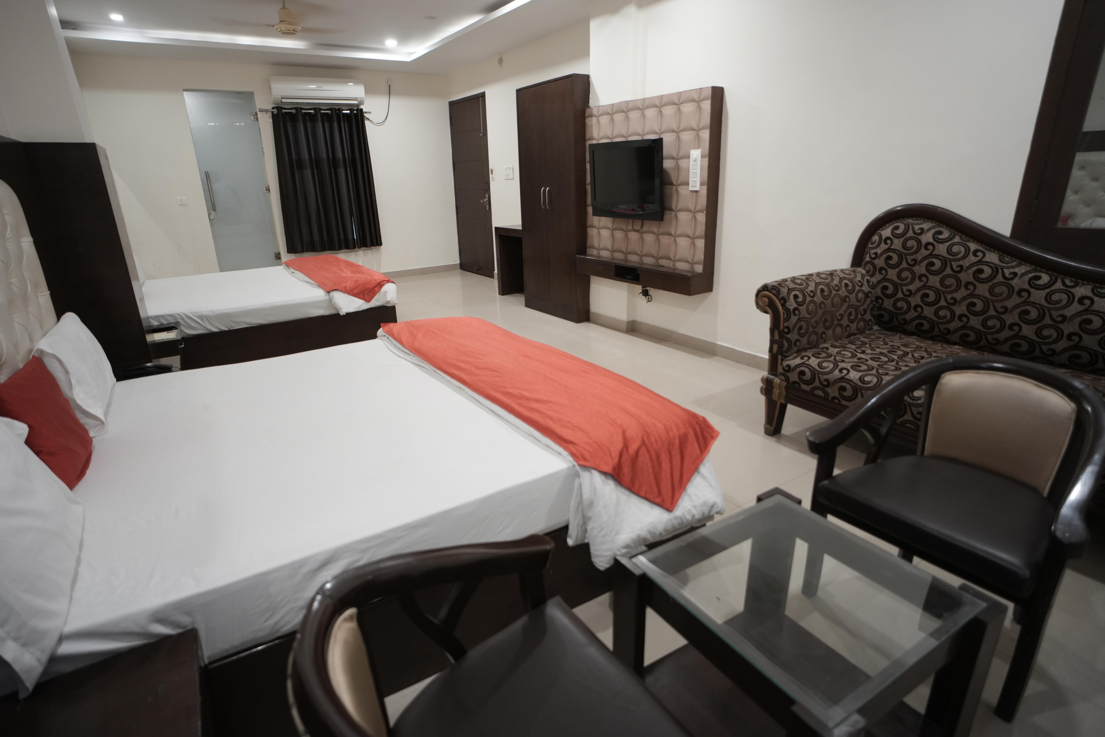 HOTEL S R GRAND Room Type - Four Bed Family  Room
