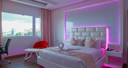 HOTEL MEGA GRAND Room Type - La Vivanta Studio