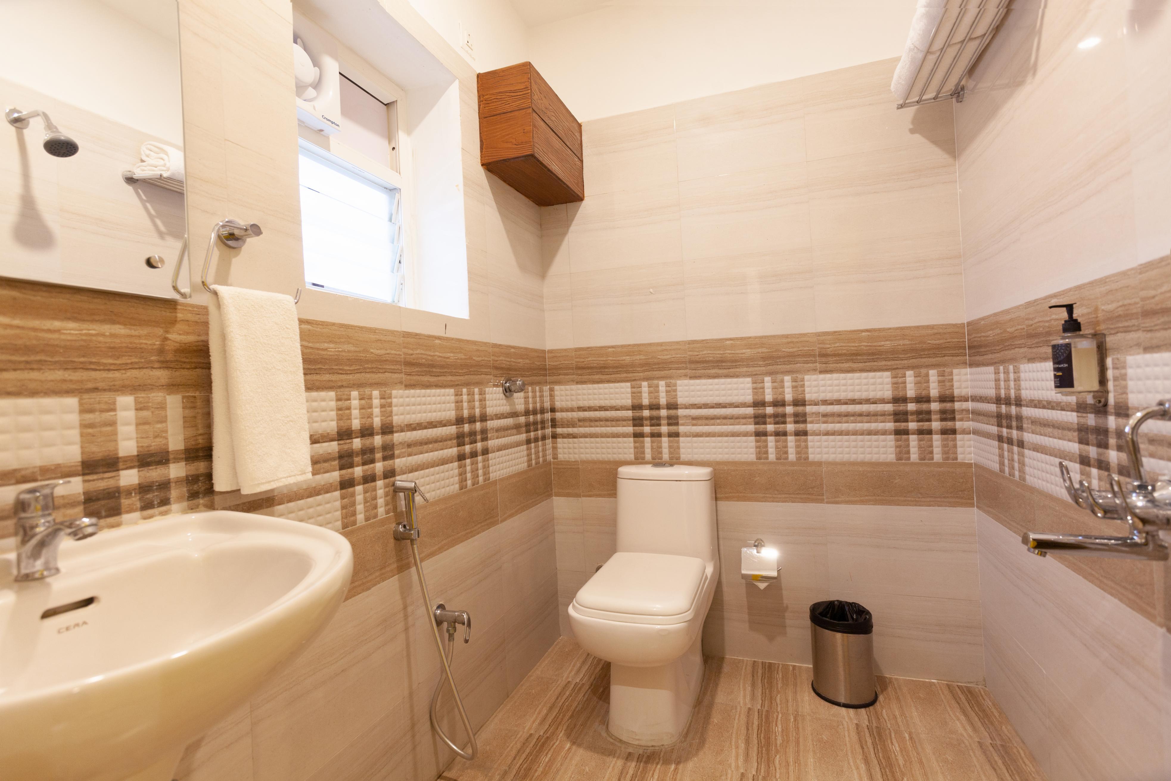Istay Hotels Hitec - Tap to explore photos