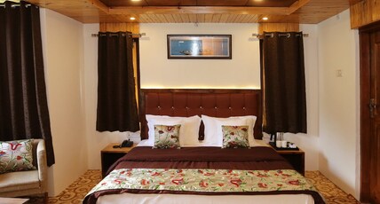 The Pahalgam Pines Room Type - Super Deluxe Room-Mountain View or Back View The Pahalgam Pines Room Type - Super Deluxe Room-Mountain View or Back View