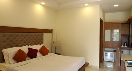 MOHAN`S COURTYARD Room Type - Executive  (Garden view)