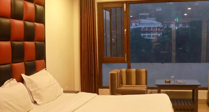 SAVOY RESIDENCY Room Type - Deluxe Room