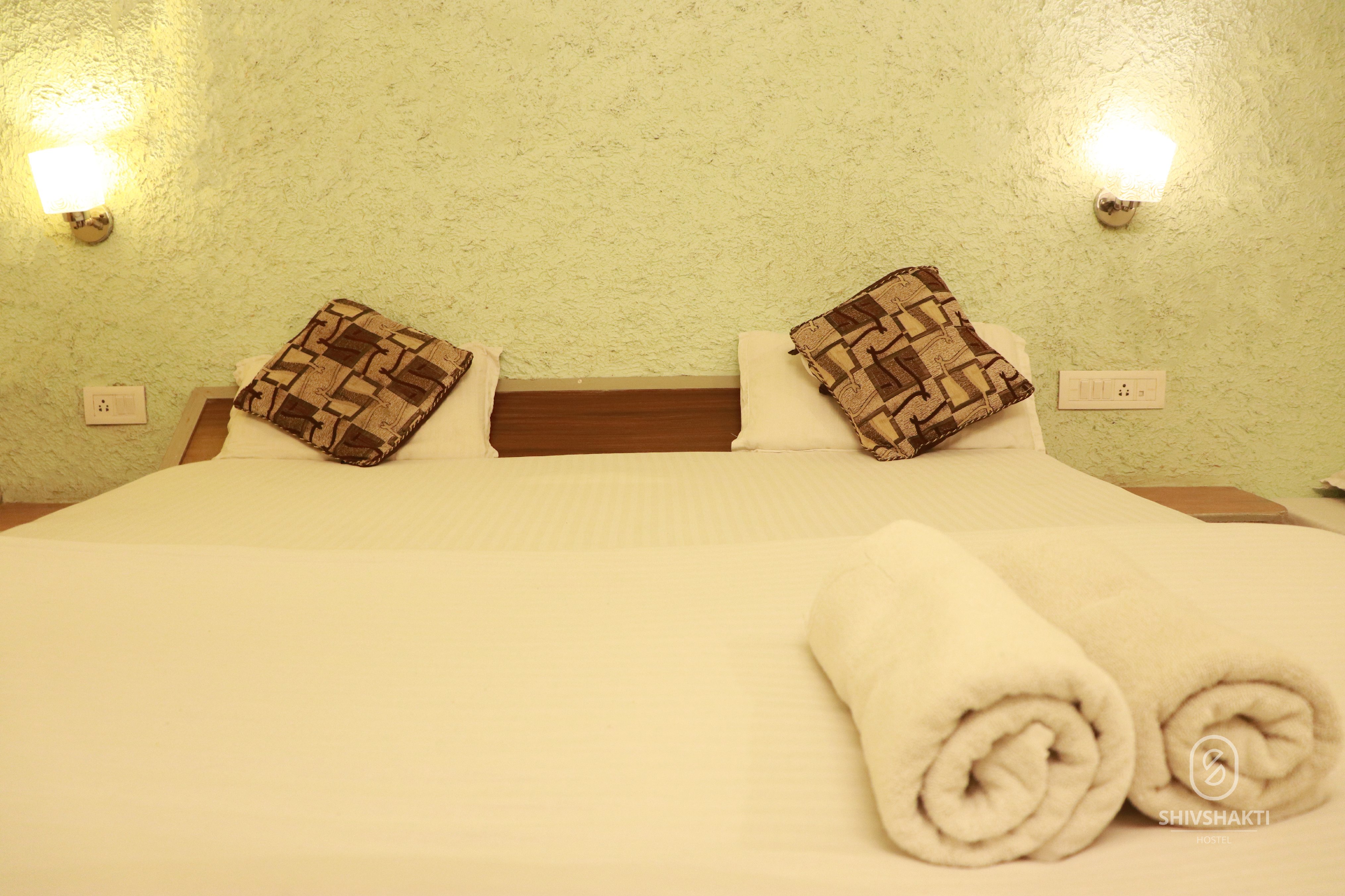 Shiv Shakti Hostel | Rooms & Dorms Room Type - Deluxe Triple Room