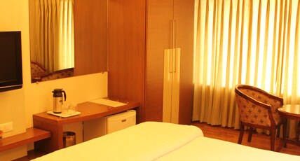 Hotel Royal Regency Room Type - Super Deluxe Room Hotel Royal Regency Room Type - Super Deluxe Room