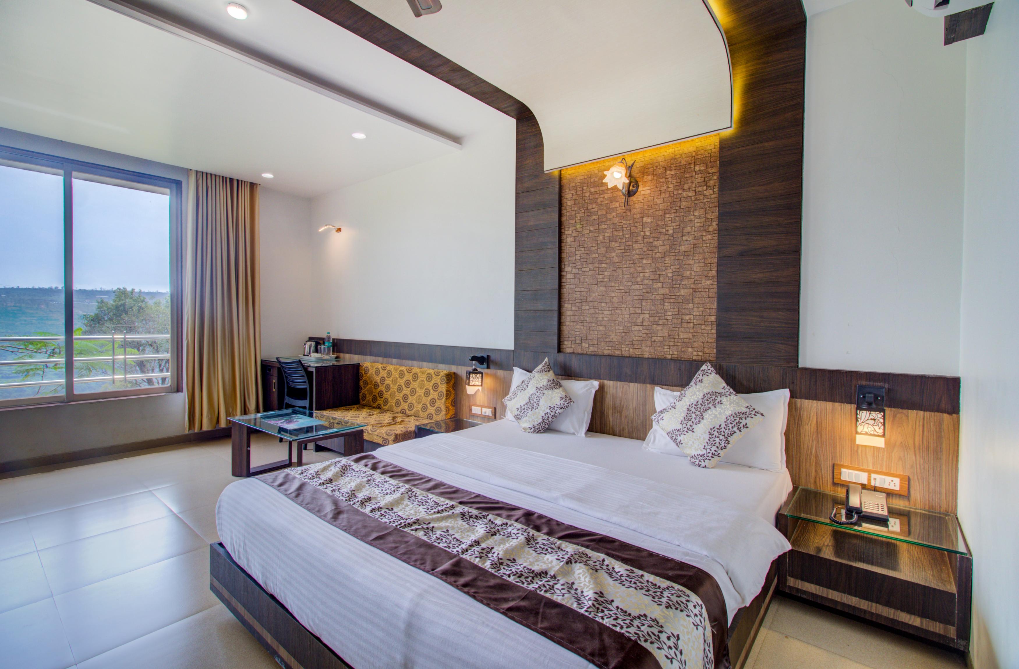 Saffronhouse Resort Room Type - Executive - Valley View Room Saffronhouse Resort Room Type - Executive - Valley View Room