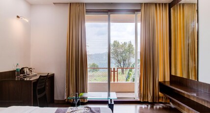 Saffronhouse Resort Room Type - Deluxe Room with Sitting Area Saffronhouse Resort Room Type - Deluxe Room with Sitting Area