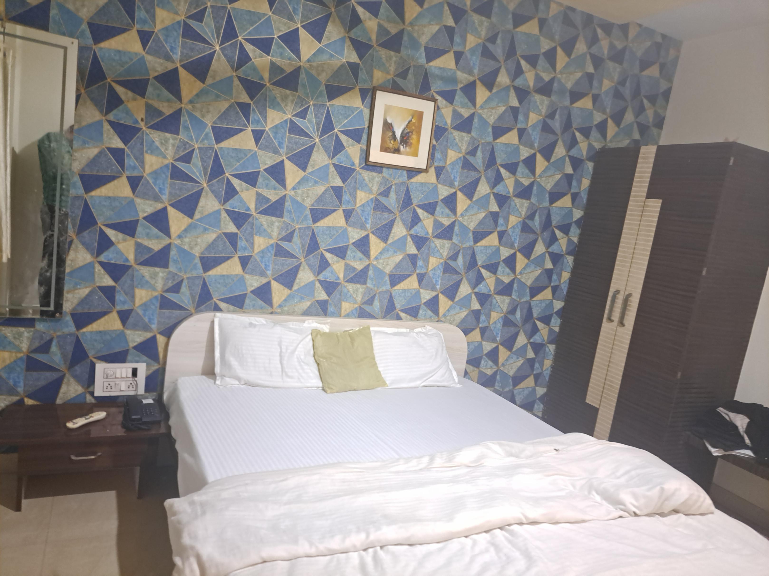Hotel Lotus Inn Executive - Tap to explore photos