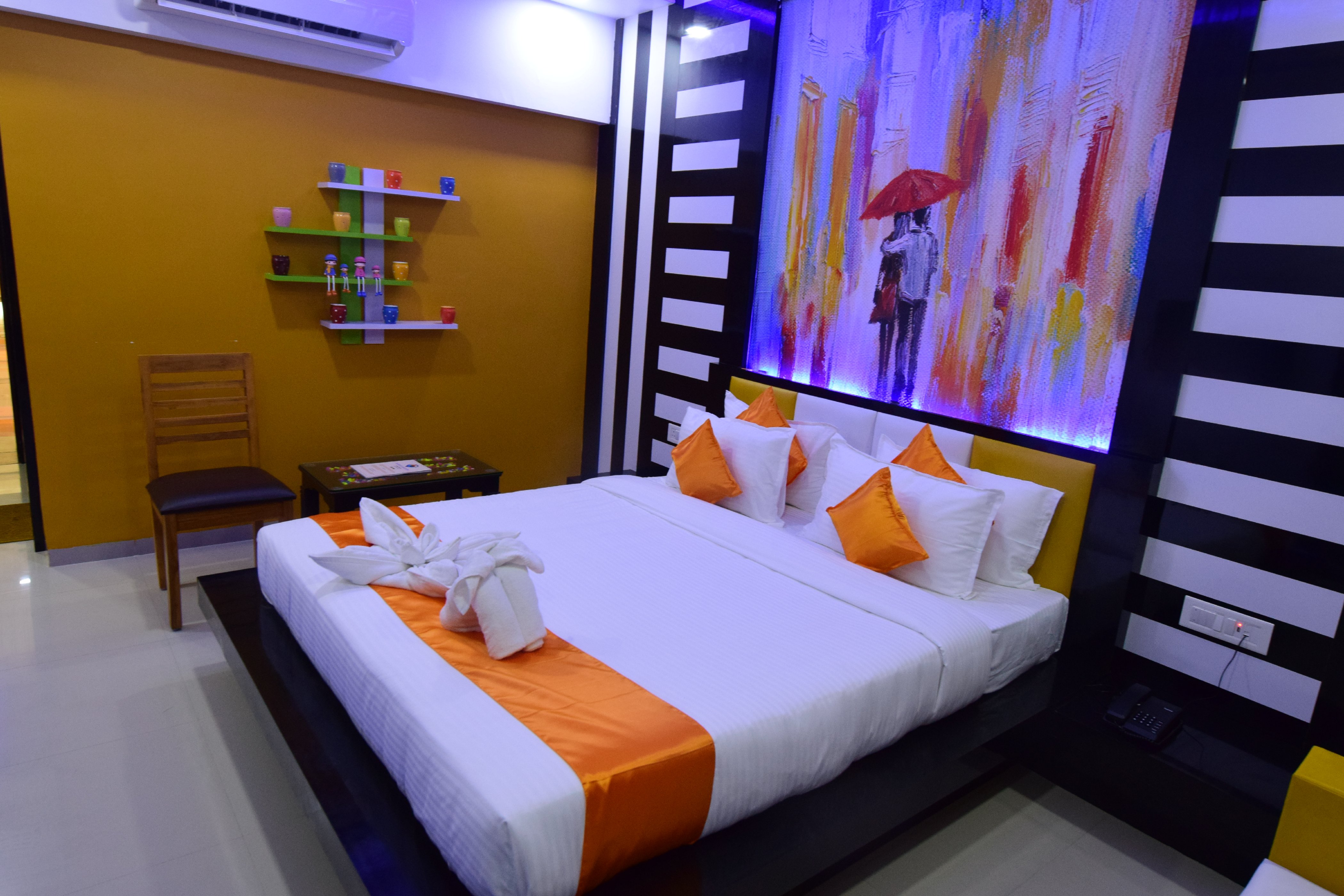 RAINBOW RESORT Room Type - Deluxe Double Bed