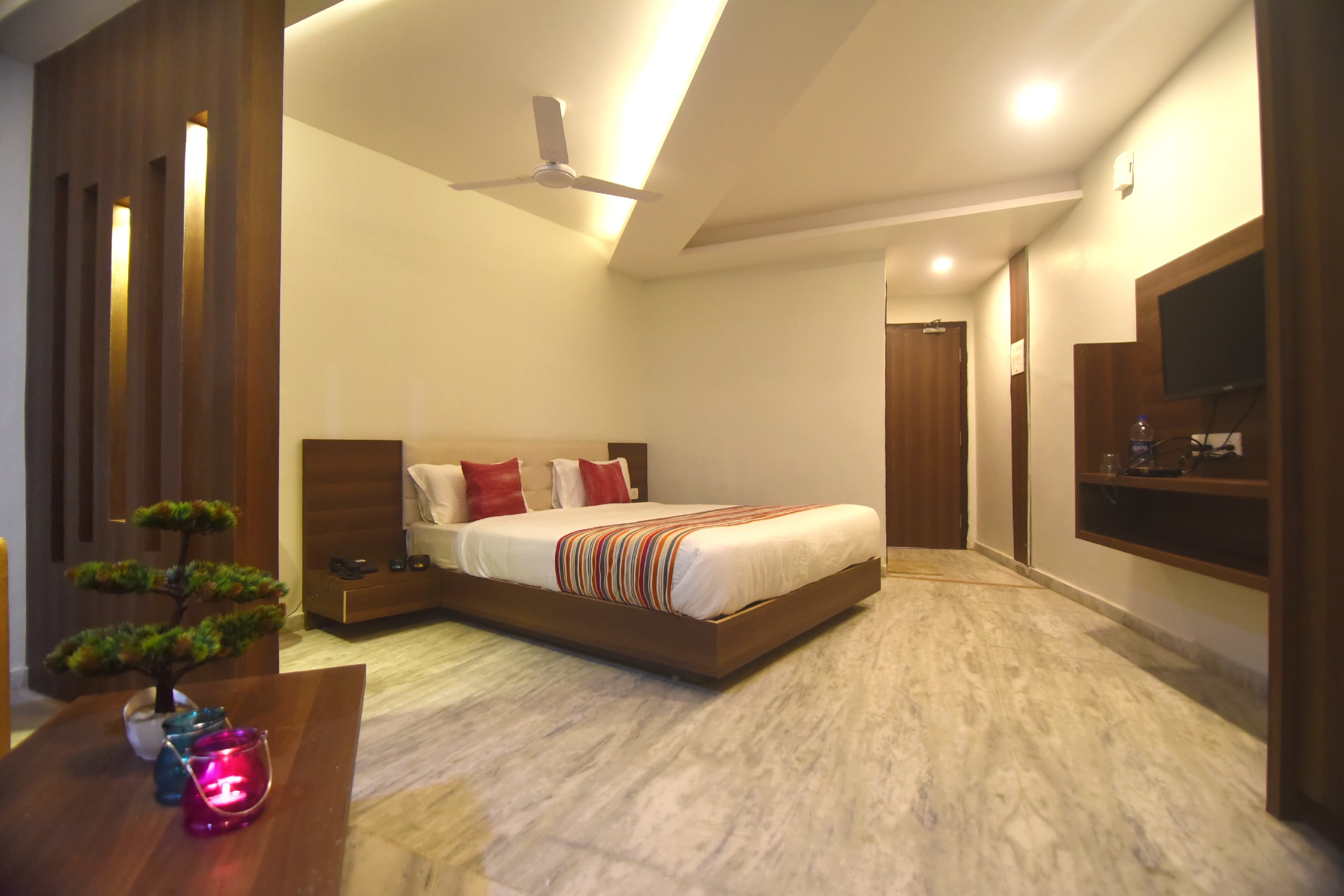 Hotel Rajpath Inn Room Type - SUPER DELUXE KING BED ROOM