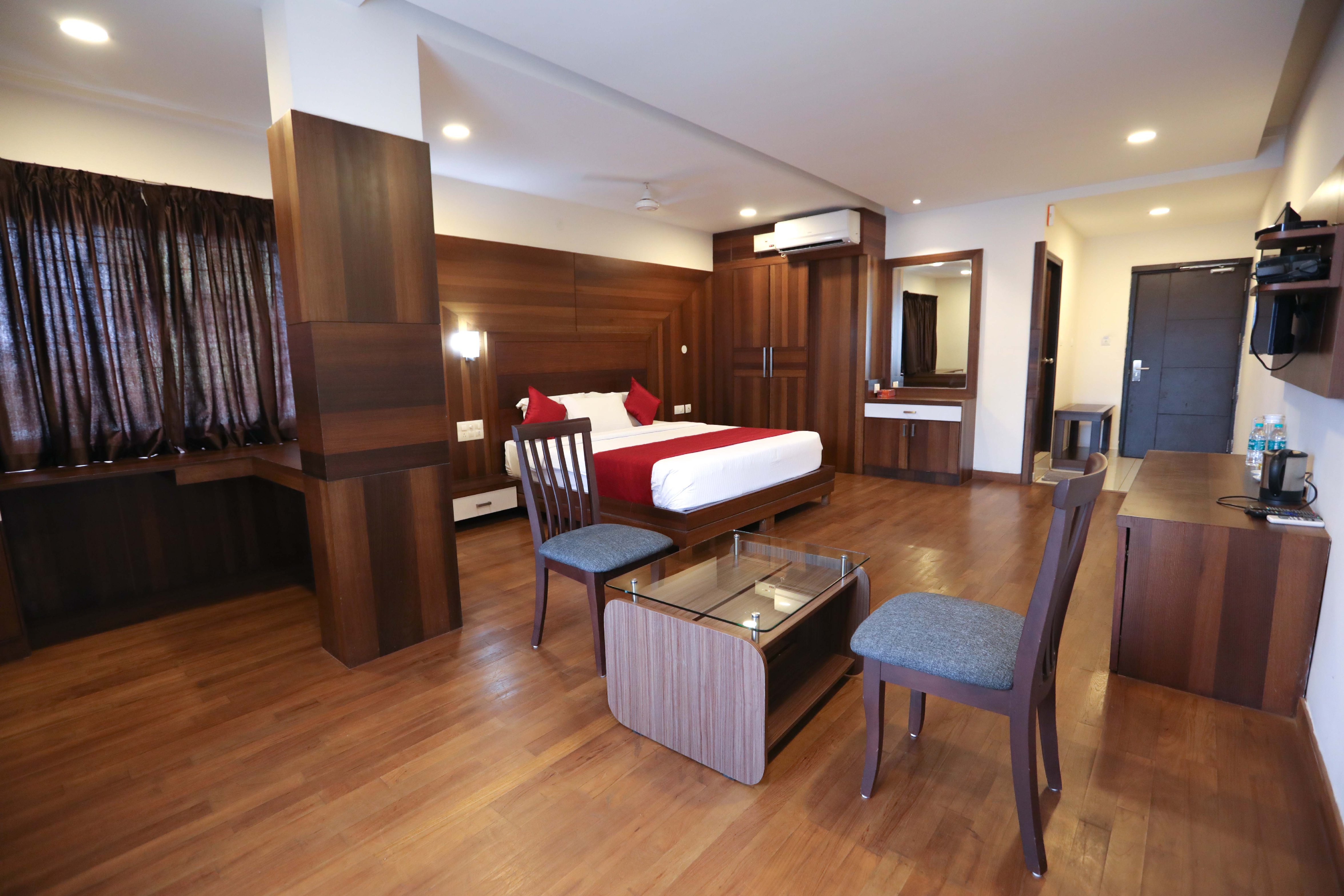 Traders Hotel -  Kankanady, Mangalore - Tap to explore photos