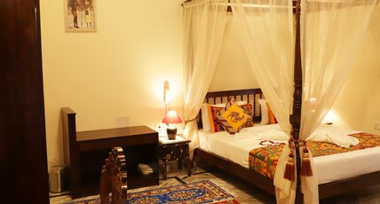 Ganesha Palace Amritsar Room Type - King Suite spa Bath (Balconi garden view)