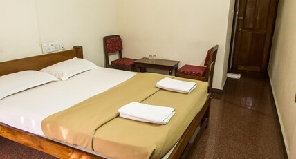 Hotel Ballal Tourist Room Type - Standard Room AC