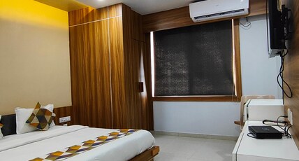 Hotel Krish Room Type - DELUXE DOUBLE BED AC ROOM