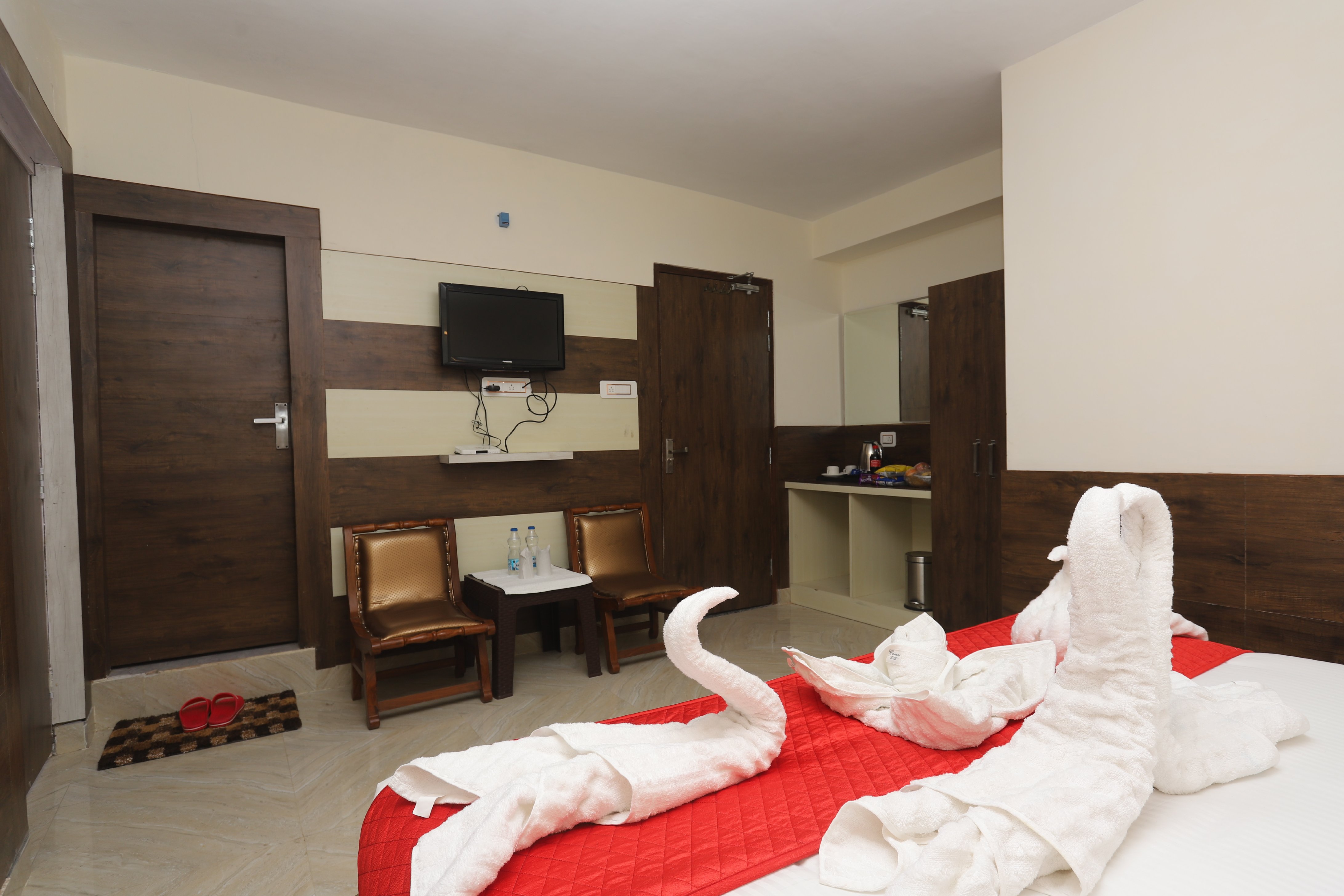 Hotel The Nest Mcleodganj - Tap to explore photos