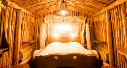 Kakslauttanen Arctic Resort Room Type - Wedding Chamber