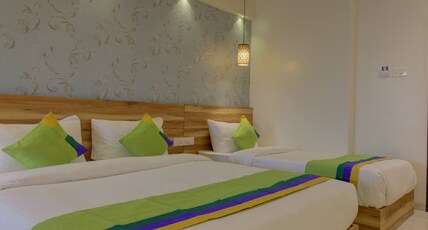 Hotel Amisha International Room Type - Executive Room Three Bed