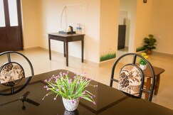 Dom Carlos Apartments