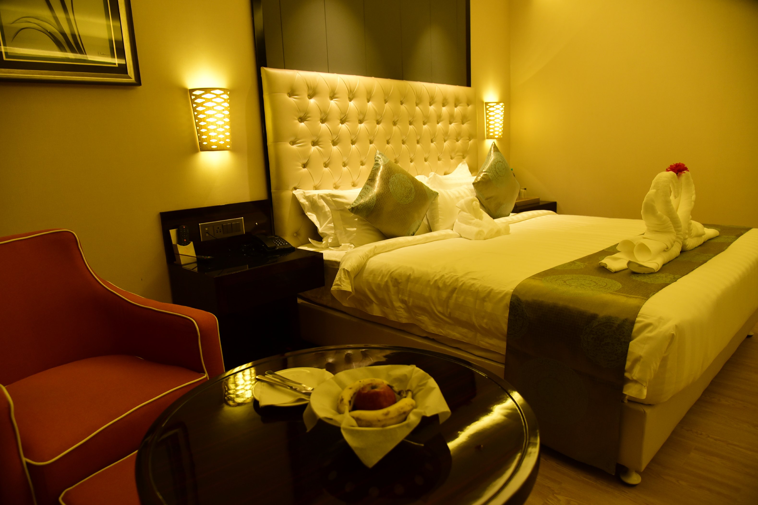 OM Clarks Inn Raebareli - Tap to explore photos