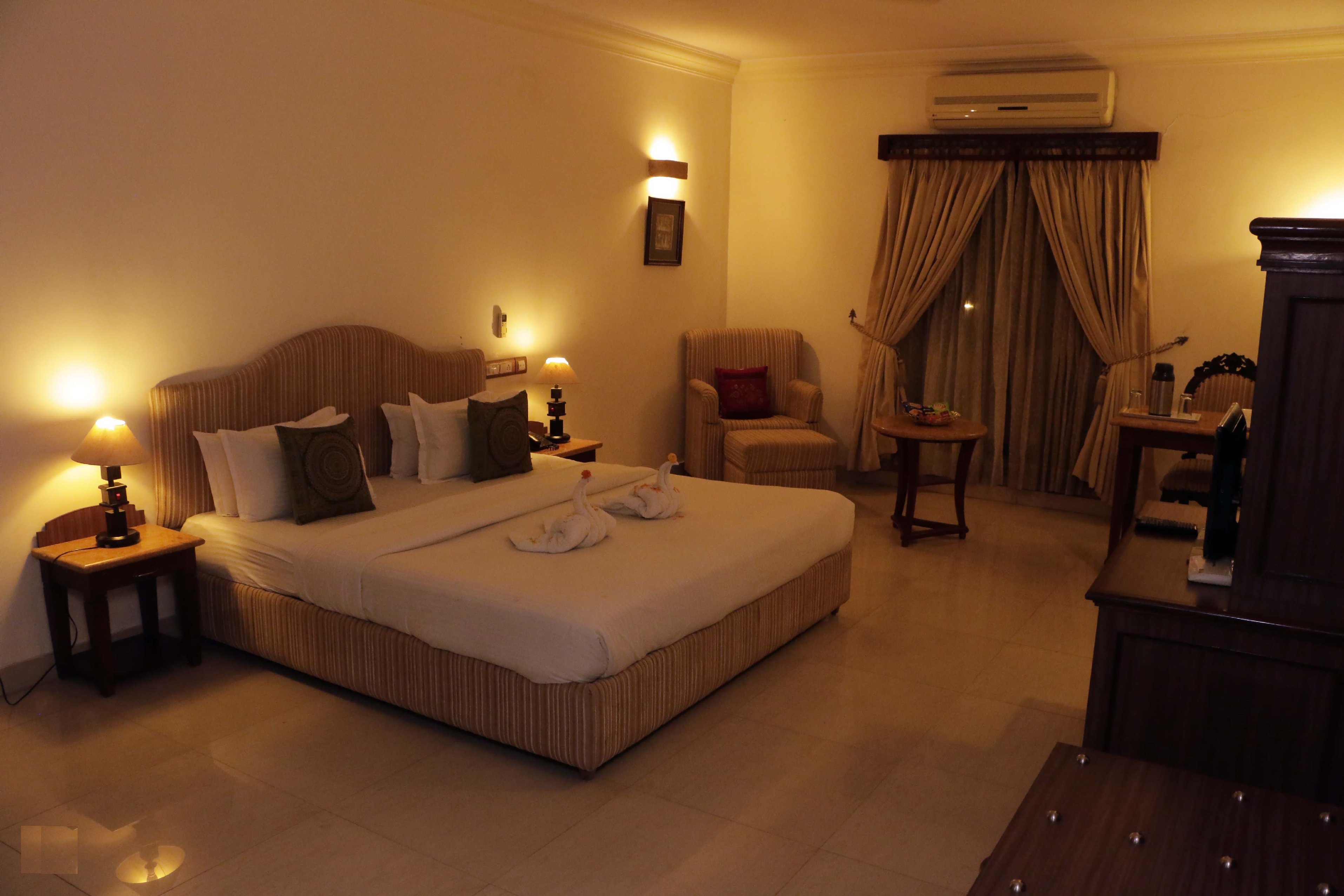 Deoki  Niwas Palace Room Type - Deluxe