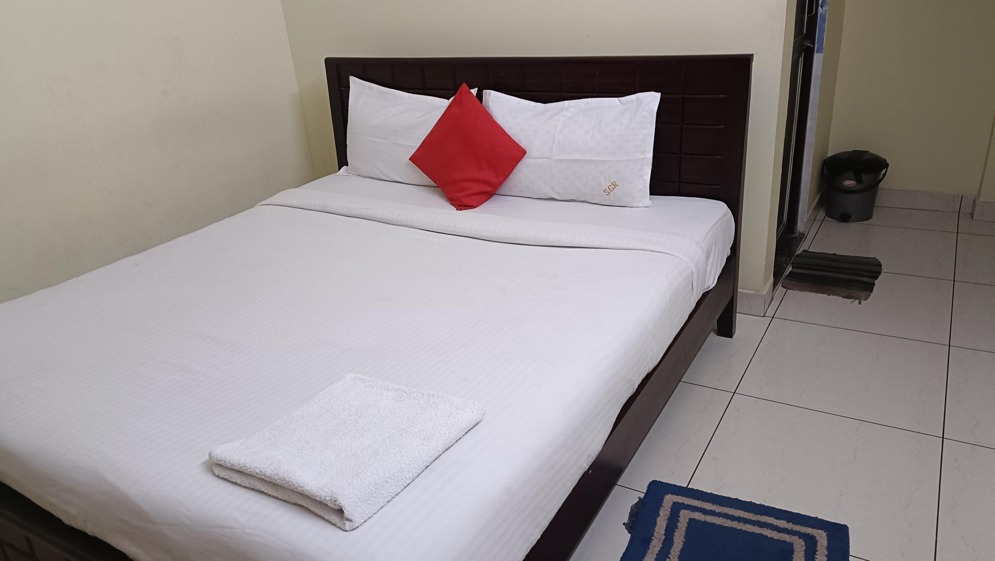 Shree Gopal Residency Room Type - Deluxe AC