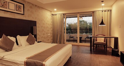 Avoki Resort Room Type - Deluxe Room AC with Balcony