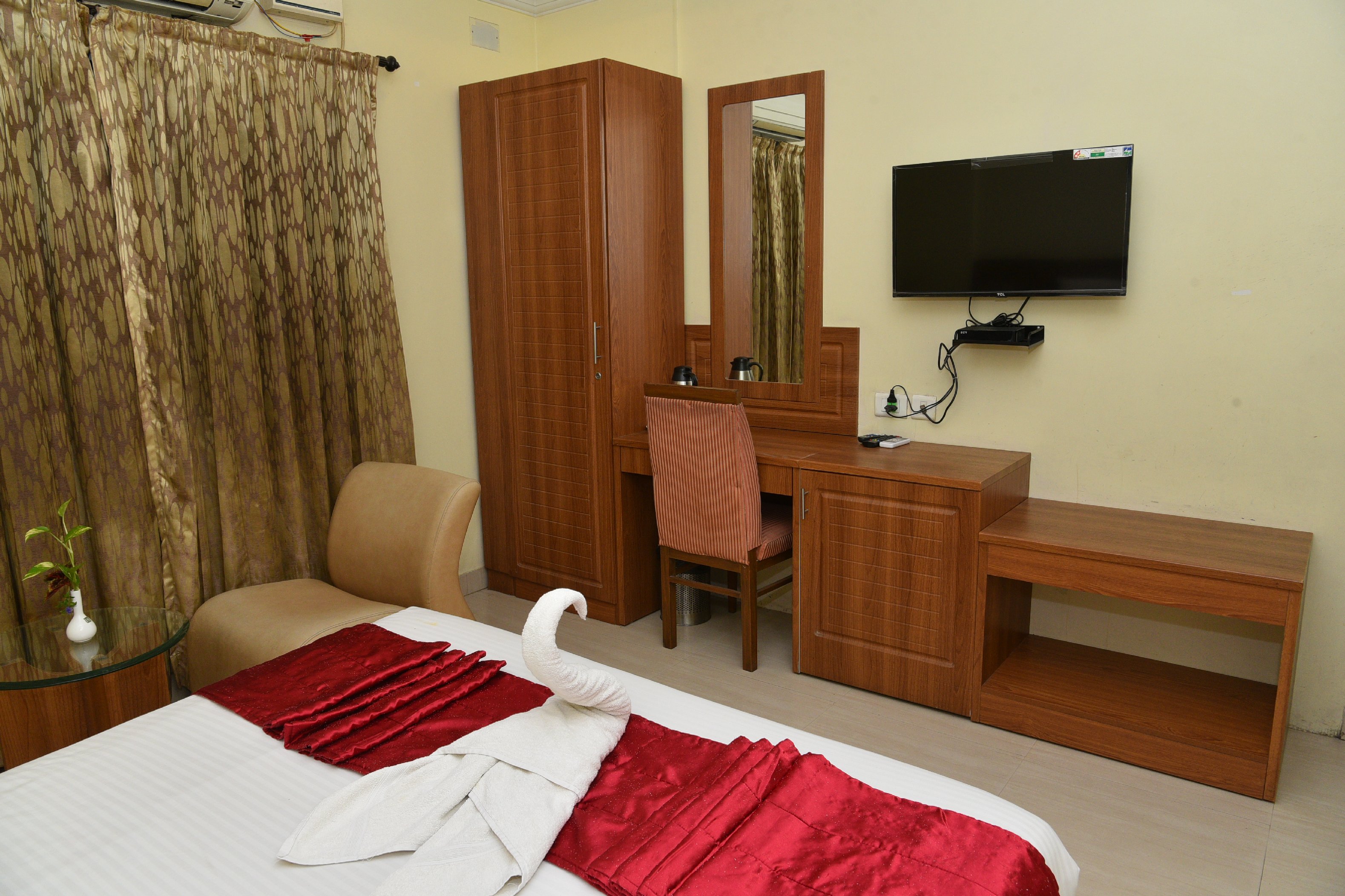 hotel sonas in trichy - Tap to explore photos