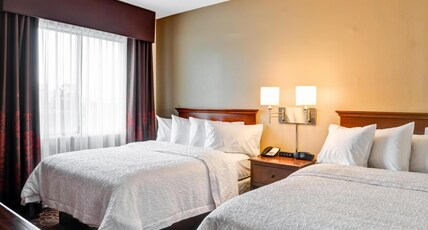 Hampton Inn by Hilton Baltimore/Glen Burnie Room Type - 2 QNS MICROWV FRIDGE NS
