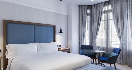 DoubleTree by Hilton Madrid-Prado Room Type - KING SUPERIOR ROOM